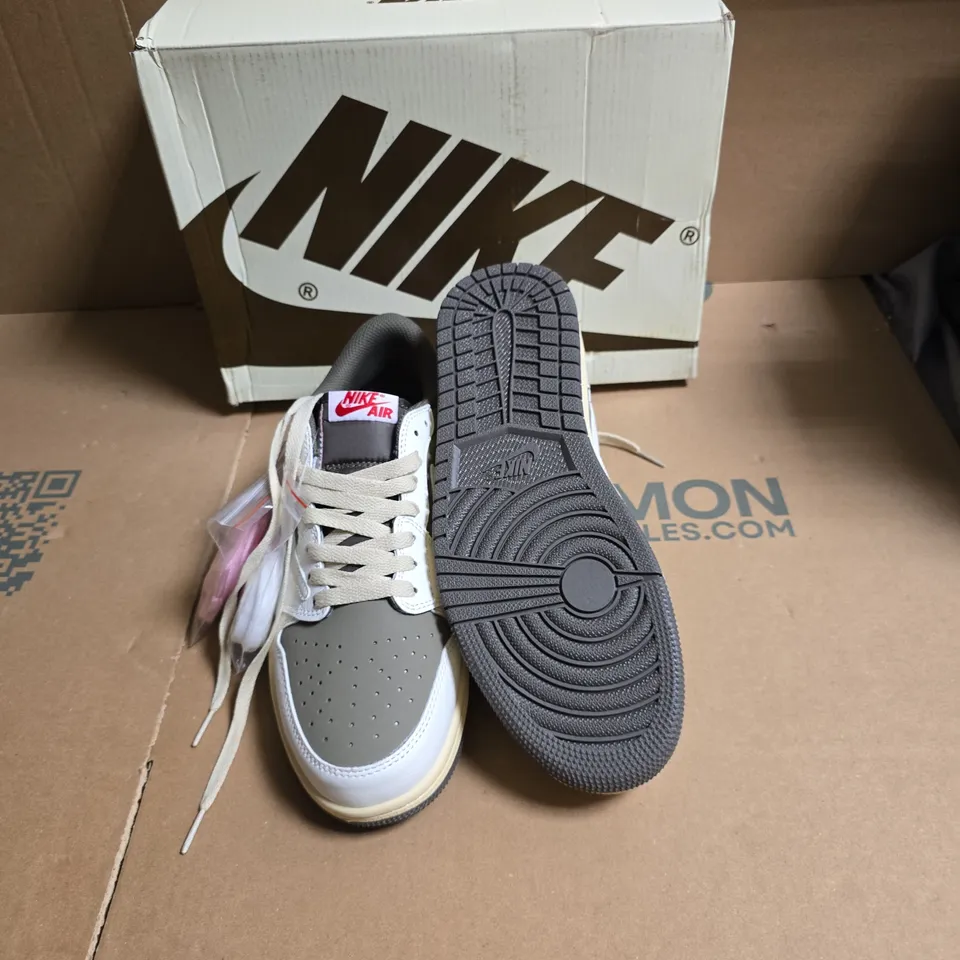 NIKE AIR SNEAKERS – GREY/WHITE, WITH NIKE BOX - UK SIZE 7.5