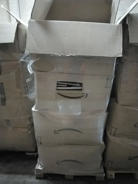 Lot 65: PALLET CONTAINING LARGE QUANTITIES OF IPAD/LAPTOP CASES ETC ...