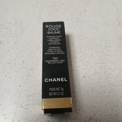 CHANEL ROUGE COCO BAUME HYDRATING LIP BALM 3G β RASPBERRY KISS (SHADE 762)