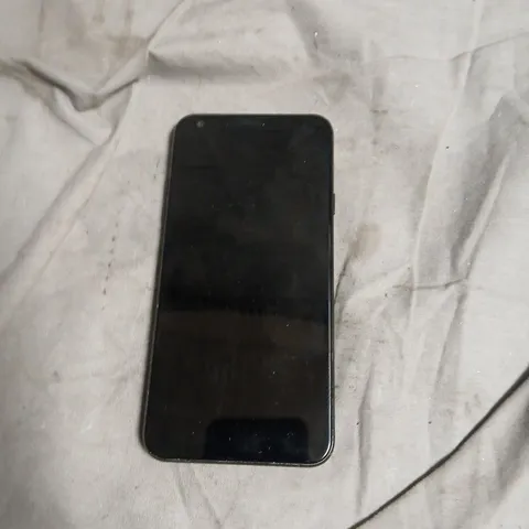 LG Q7 SMARTPHONE – BLACK 