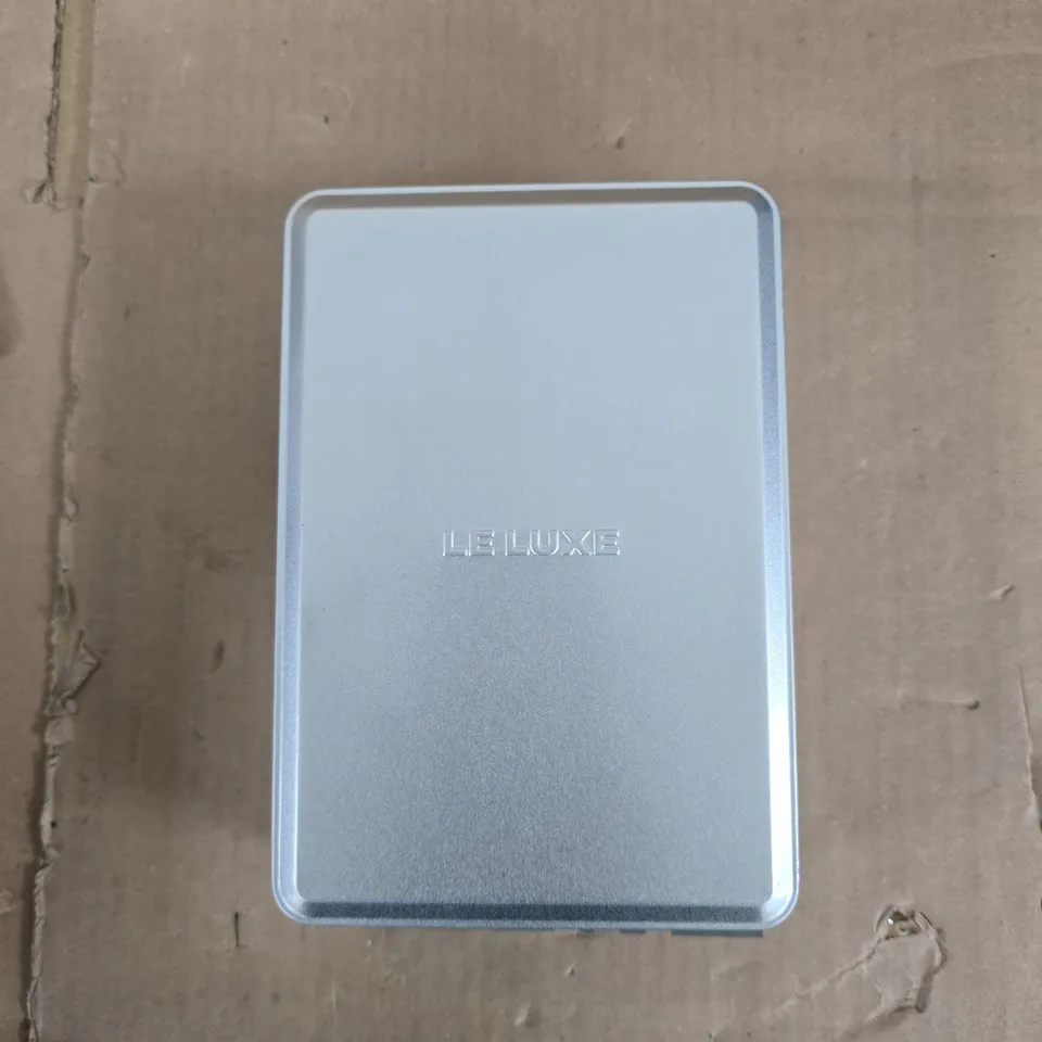 LE LUXE VINTAGE VANILLA TUMBLE DRYER SHEETS 20PCS  – TIN