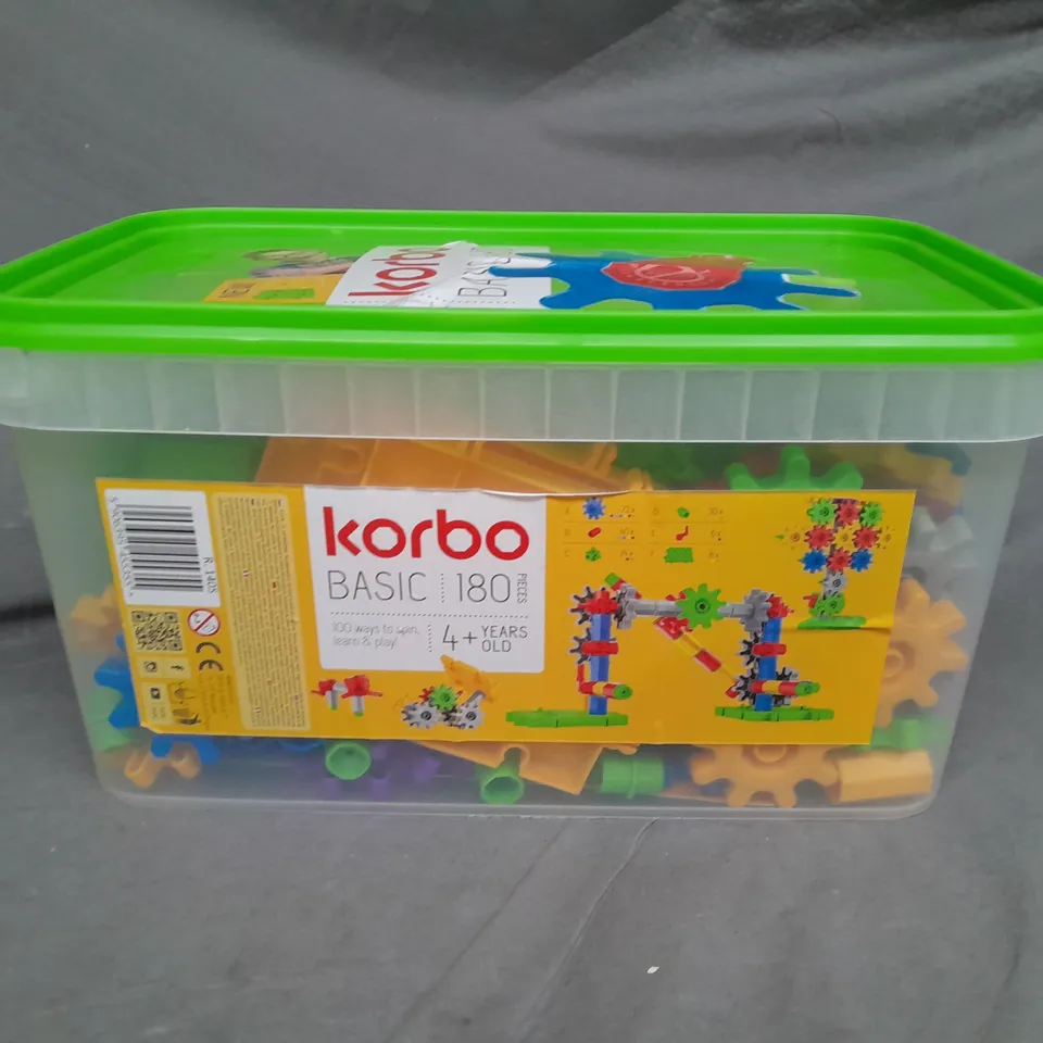 KORBO BASIC BUILDING SET - 180 PIECES