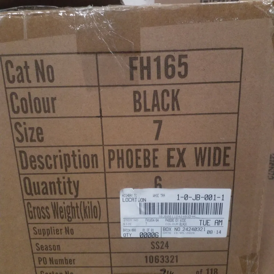 BOX CONTAINING APPROXIMATELY 6 PAIRS OF BRAND NEW SIMPLY BE BLACK PHOEBE EX WIDE SANDALS - SIZE 7