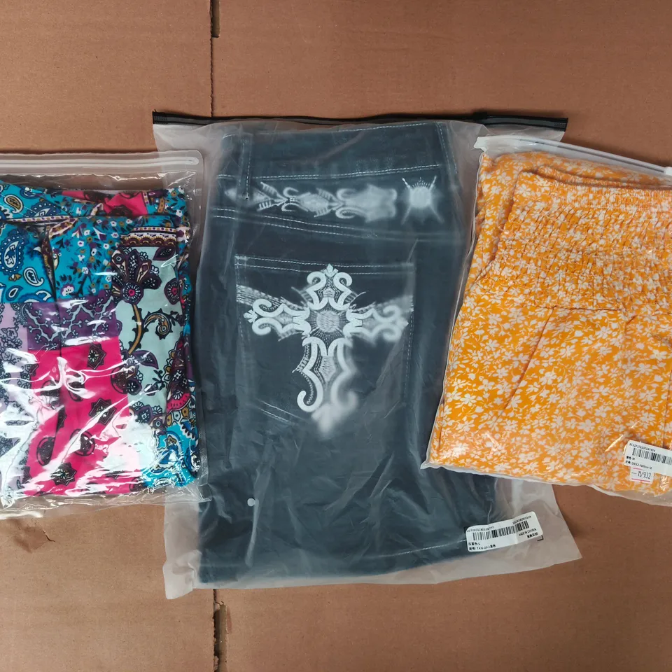 APPROXIMATELY 20 ASSORTED CLOTHING AND FASHION PRODUCTS IN VARIOUS STYLES AND SIZES - COLLECTION ONLY