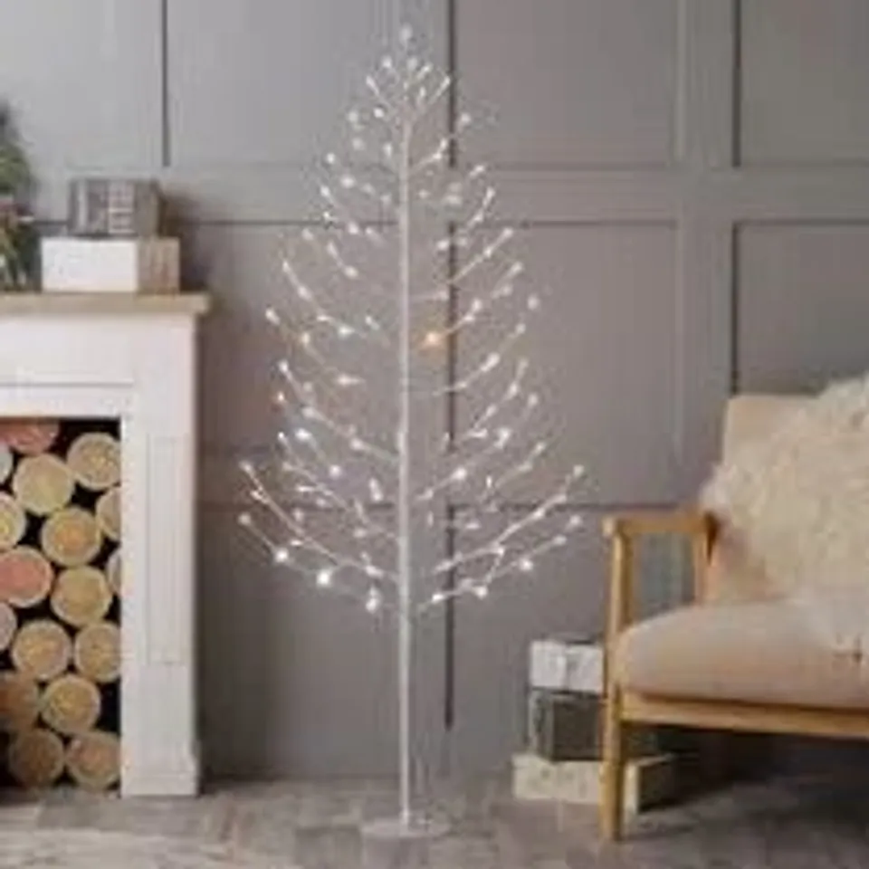 HOME REFLECTIONS PRE-LIT 4FT FLAT TREE - COLLECTION ONLY