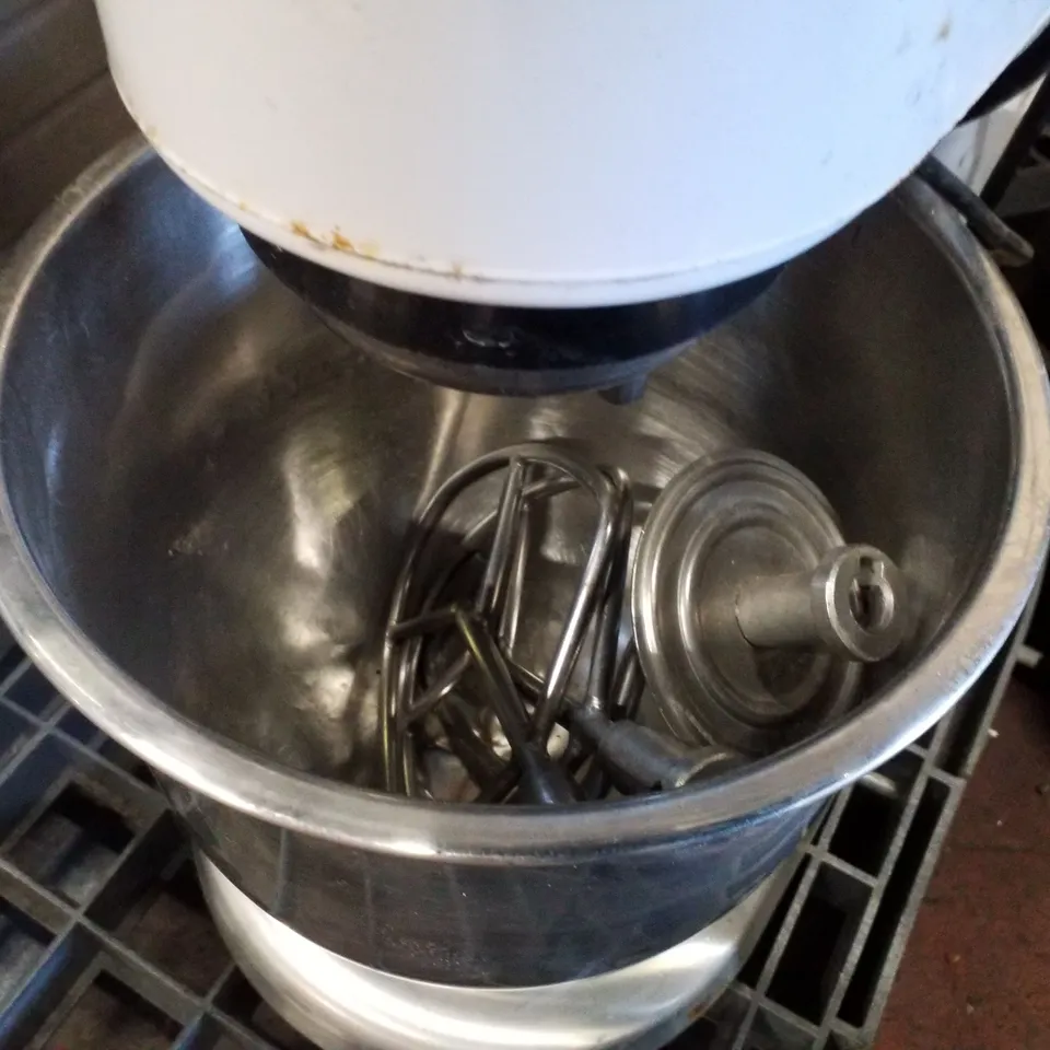 BUFFALO STAND MIXER 7LTR WHITE