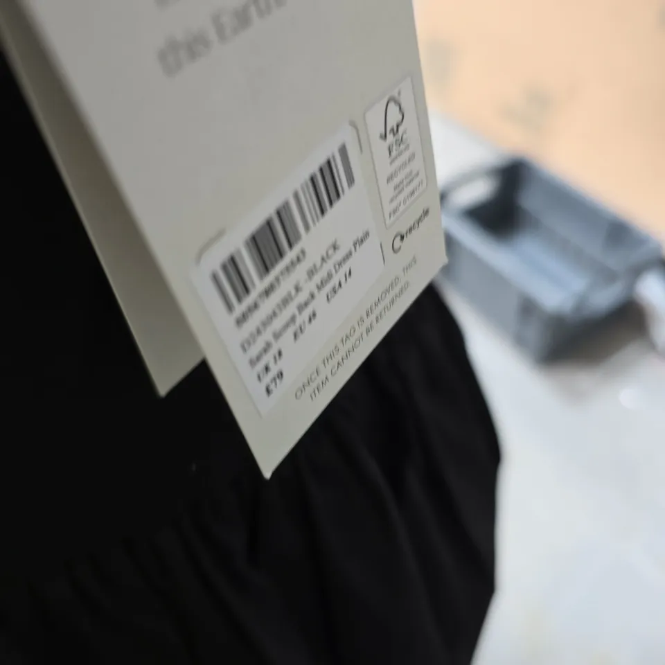 BLACK WOMEN'S DRESS WITH GATHERED SKIRT