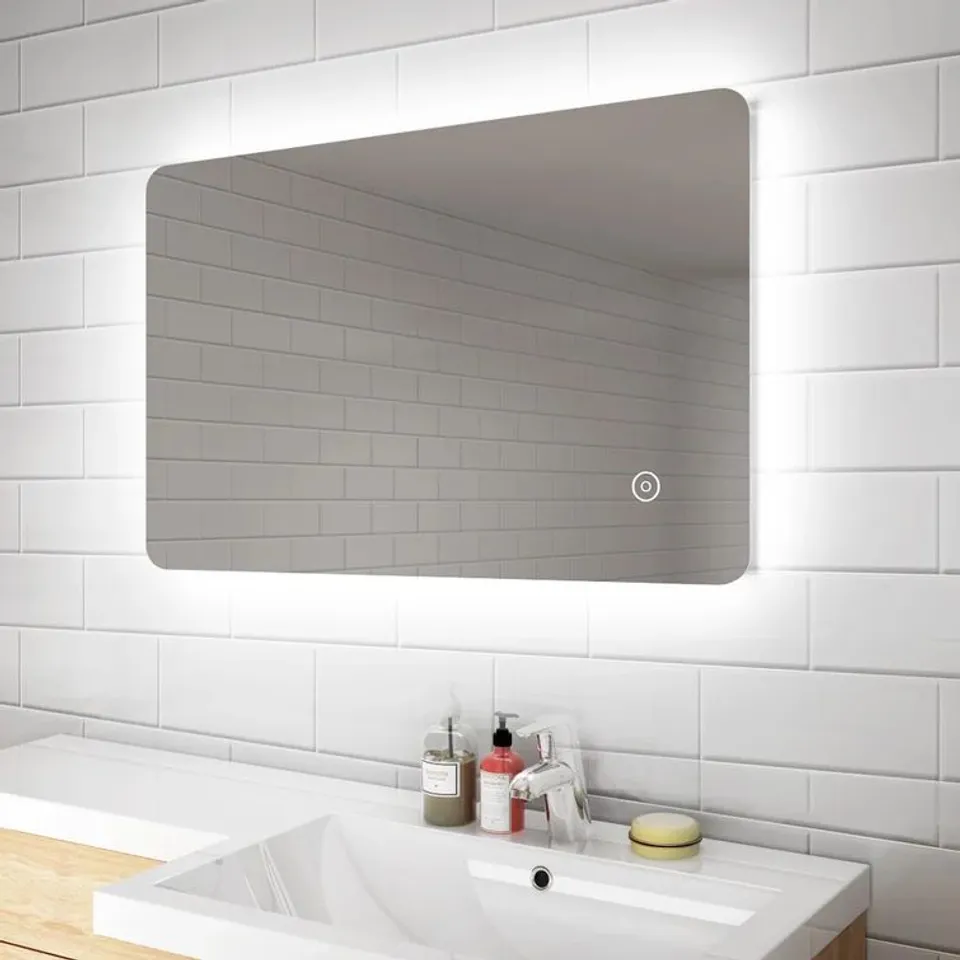 BOXED ARITON LIGHTED WALL MOUNTED BATHROOM/VANITY MIRROR
