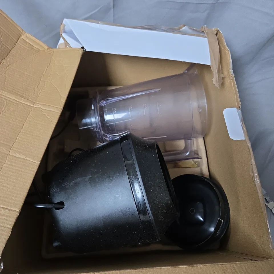 BOXED PHILIPS SERIES 3000 450W BLENDER