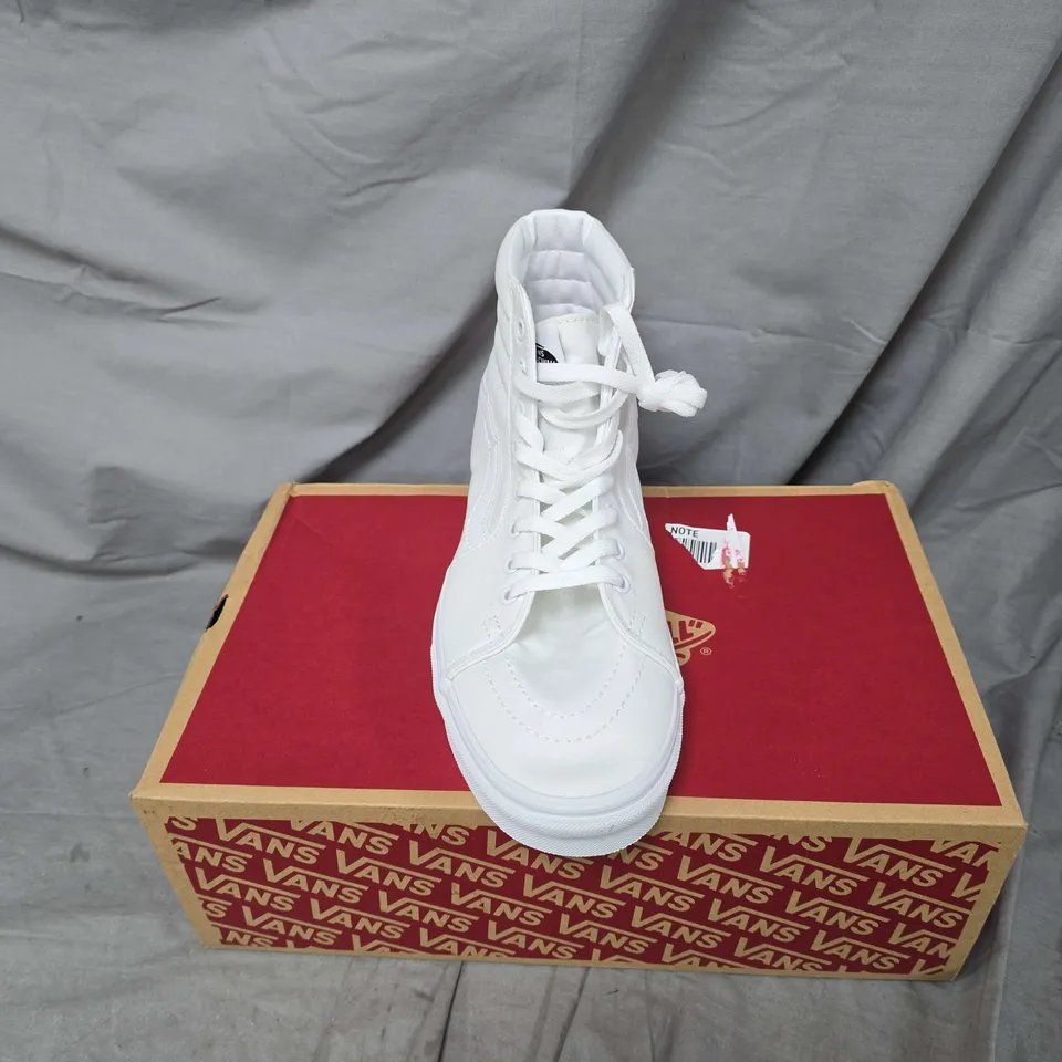 BOXED PAIR OF VANS SK8-HI IN TRUE WHITE - UK 10