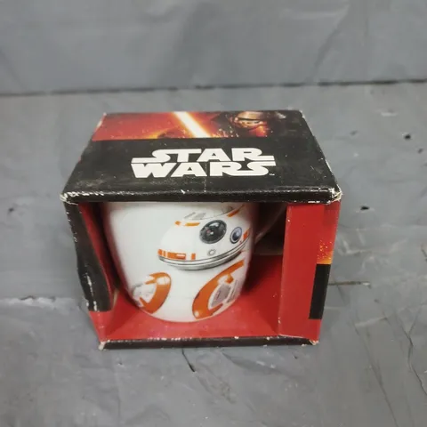 BOXED STAR WARS CERAMIC MUG - COLLECTION ONLY 