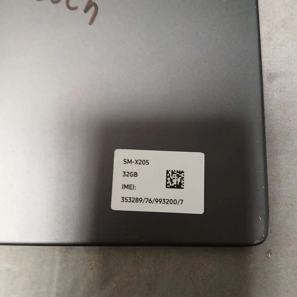 SAMSUNG SM-X205 TABLET – BLACK