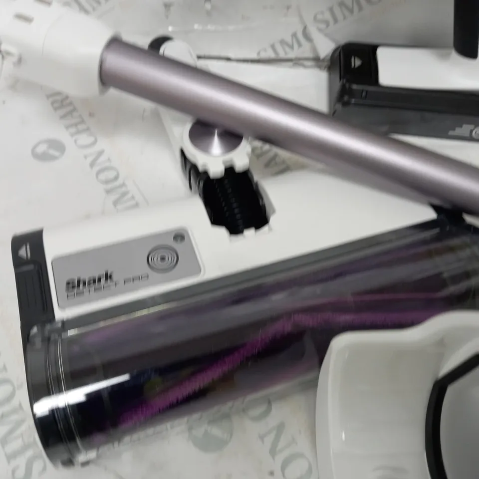 SHARK DETECT PRO 1.3L AUTO EMPTY VACUUM CLEANER IW3510UK