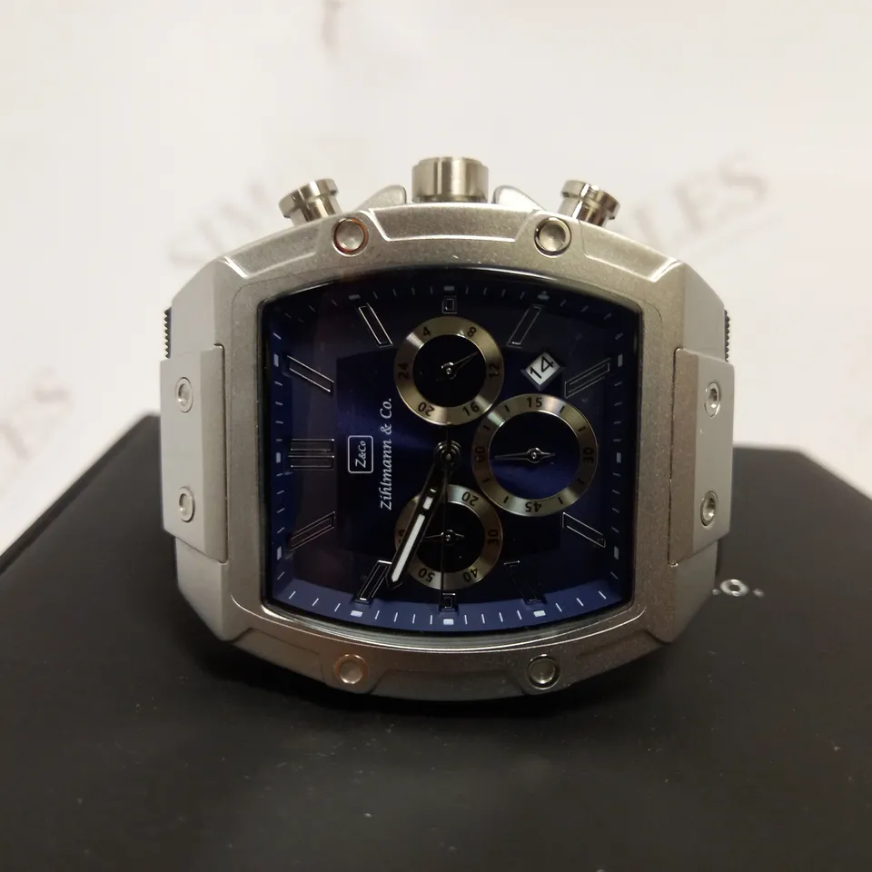 ZIHLMANN & CO TRIPLE DIAL STUD DETAIL RUBBER STRAP WATCH