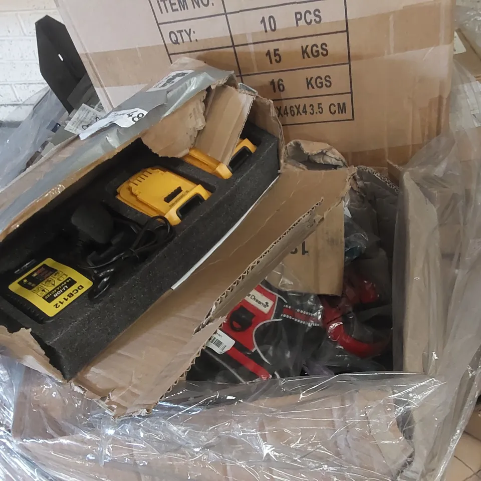 PALLET CONTAINING A LARGE ASSORTMENT OF CONSUMER PRODUCTS INCLUDING: LI-ION TOOL BATTERIES, DOG HARNESSES ECT