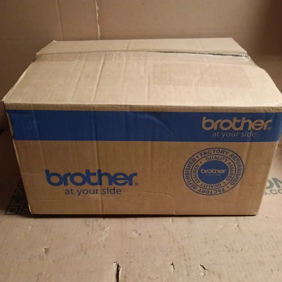 BROTHER QL 700 LABLE PRINTER WITH PLUG BOXED