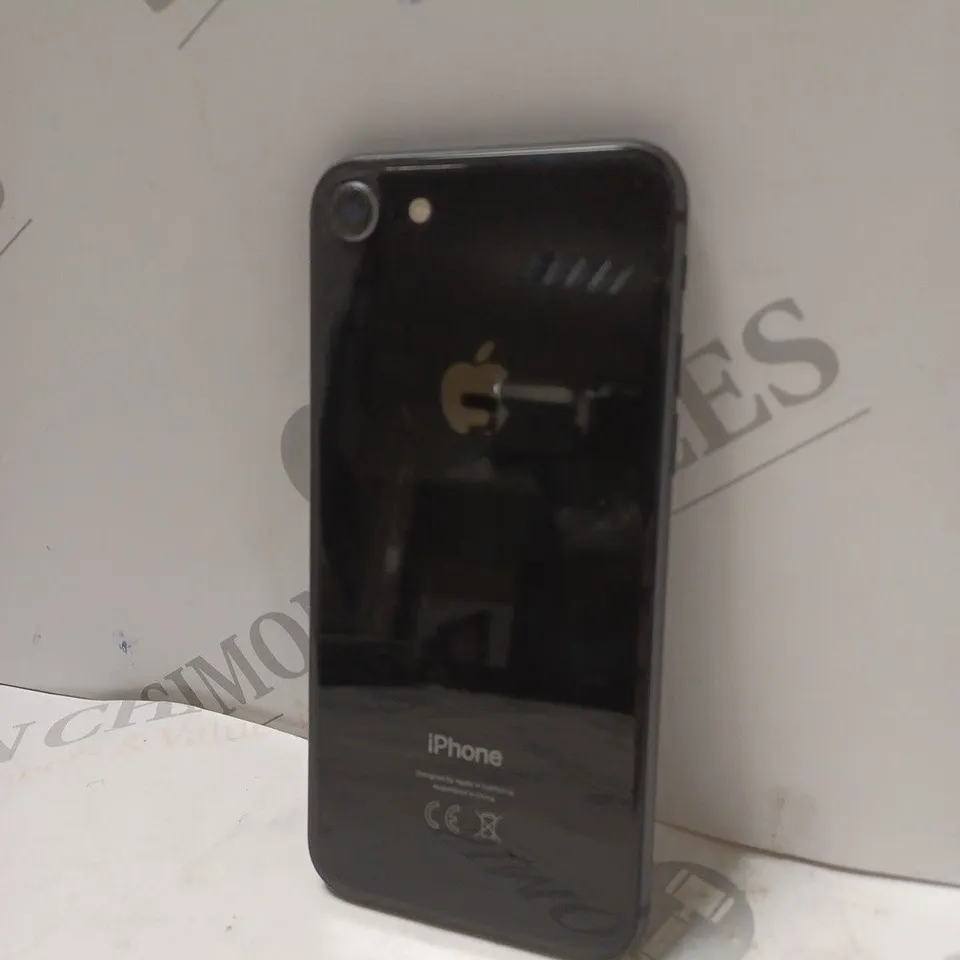 IPHONE 8 IN BLACK