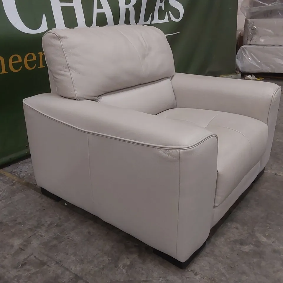 QUALITY DESIGNER ITALIAN MADE LEATHER MARCOS ARMCHAIR - WHITE GREY