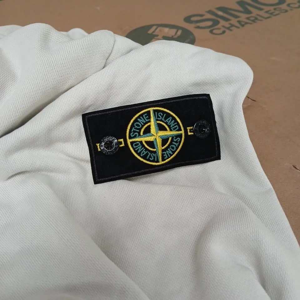 STONE ISLAND WHITE ZIP HOODIE, 3XL