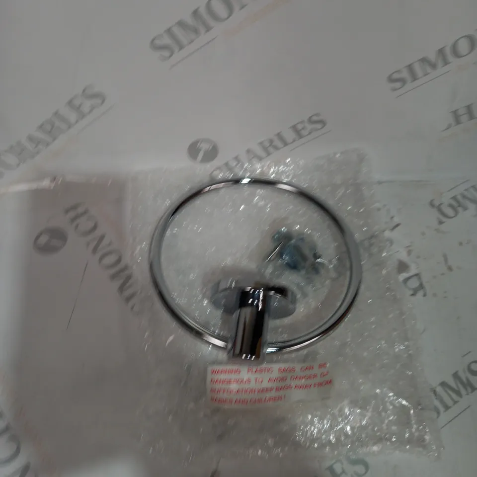 SWIRL - TOWEL RING CHROME AFFECT 