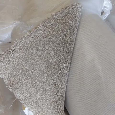 ROLL OF QUALITY FIRST IMPRESSIONS FRESH CARPET - APPROXIMATELY 3 x 4m