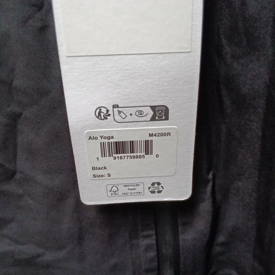 ALO YOGA ALPHA SHELL JACKET – BLACK, SIZE S