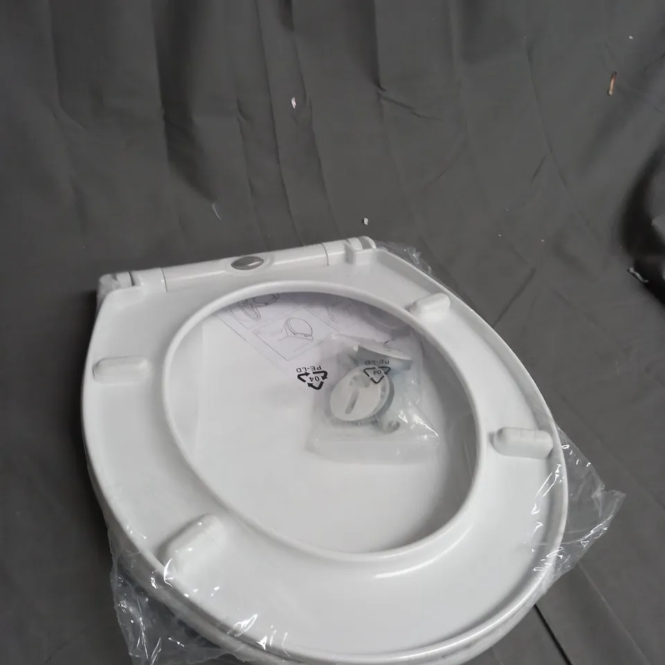 SA QUICK RELEASE TOILET SEAT