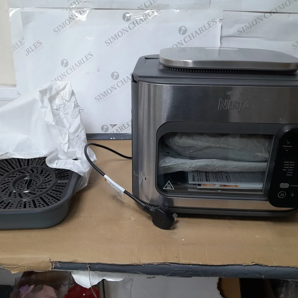 NINJA MULTIFUNCTION 14 IN 1 OVEN & AIR FRYER