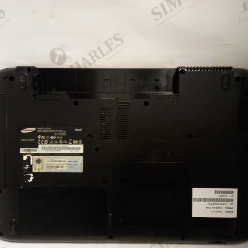 SAMSUNG R540 LAPTOP