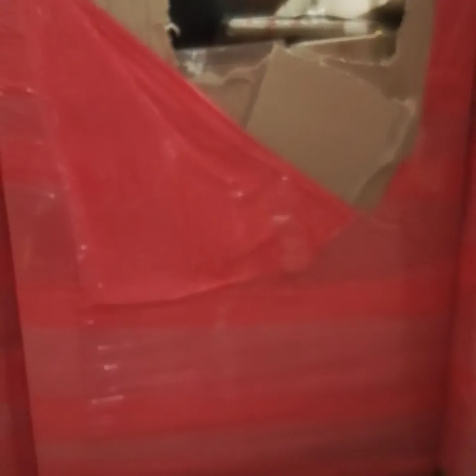PALLET OF ASSORTED HOUSEHOLD GOODS AND PRODUCTS TO INCLUDE;PICTURE FRAME,FOLDING CHAIR,SIDE TABLE