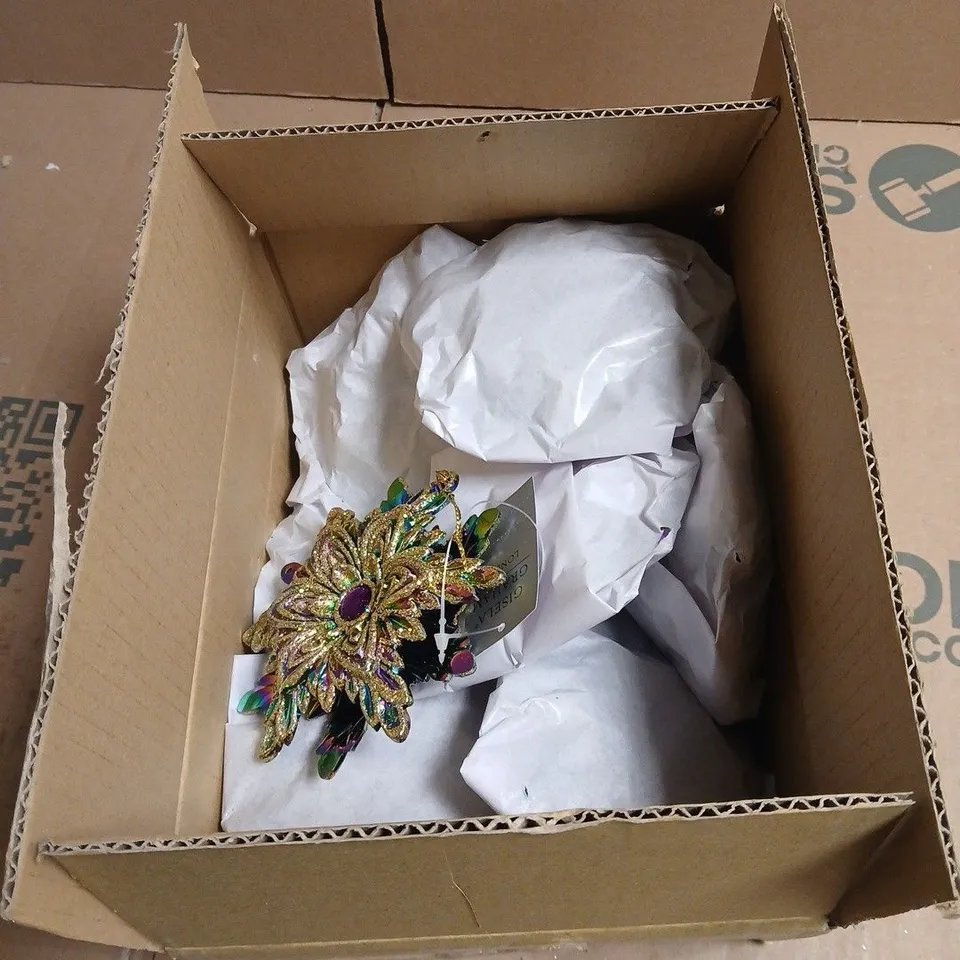 BOX OF APPROXIMATELY 10 GISELA GRAHAM SPARKLY STAR HANGING DECORATIONS