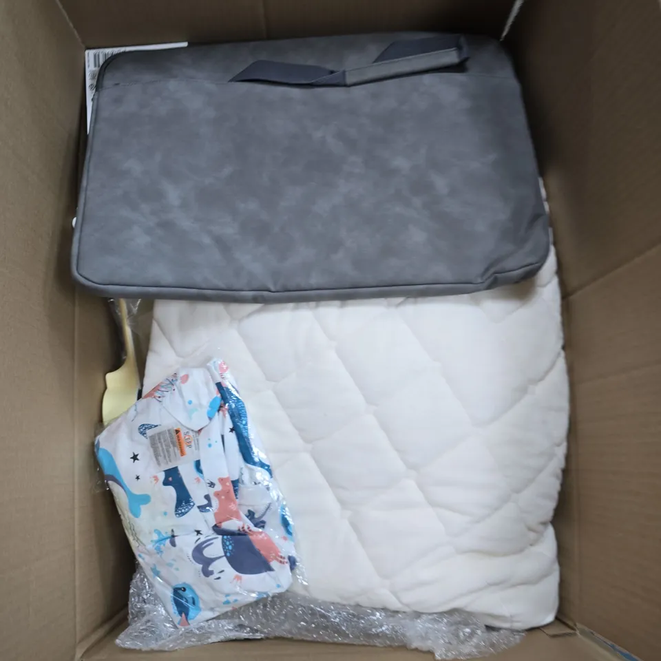 LARGE BOX OF APPROXIMATELY 10 ASSORTED ITEMS