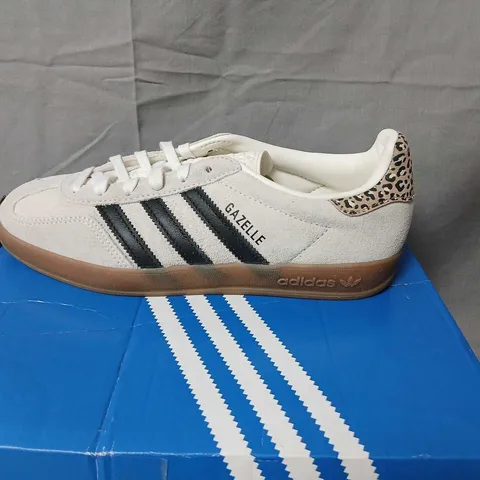 ADIDAS GAZELLE INDOOR W WOMEN'S SNEAKERS – WHITE/LEOPARD HEEL, US 7.5 (UK 6)