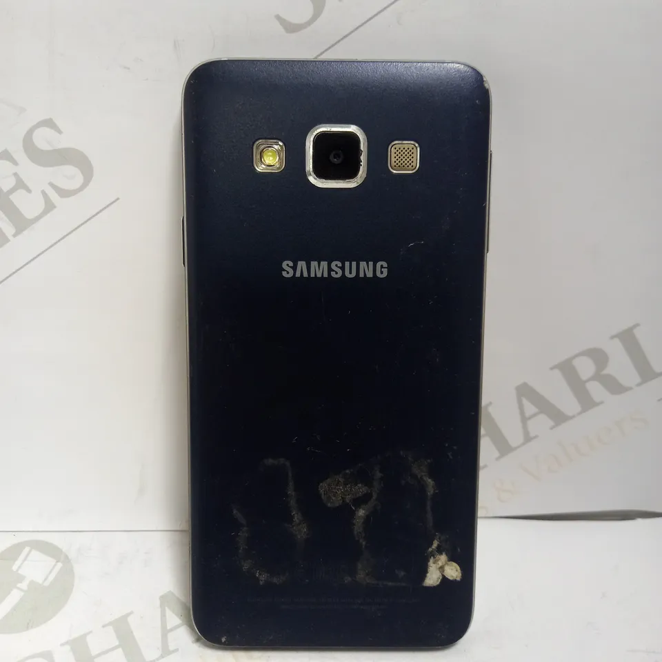 SAMSUNG A30 MOBILE PHONE