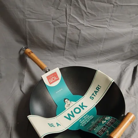 SCHOOL OF WOK STAR WOK – 14" (36CM) NON-STICK CARBON STEEL FLAT-BOTTOM PAN, HEAVY-DUTY