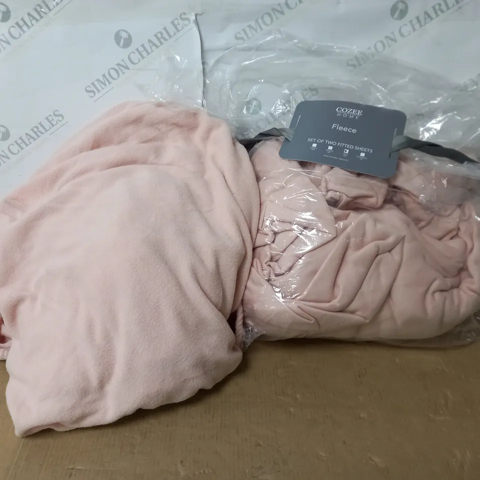 COZEE HOME FLEECE SET OF TWO FITTED SHEETS- KING SIZE ROSE