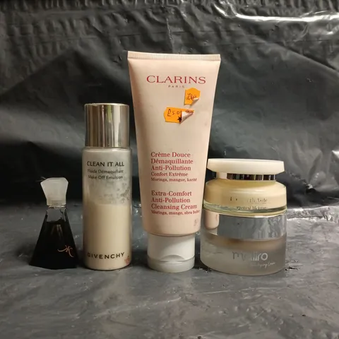 BOX OF APPROXIMATELY 20 ASSORTED COSMETIC ITEMS TO INCLUDE CLARINS, GIVENCHY, ETC - COLLECTION ONLY