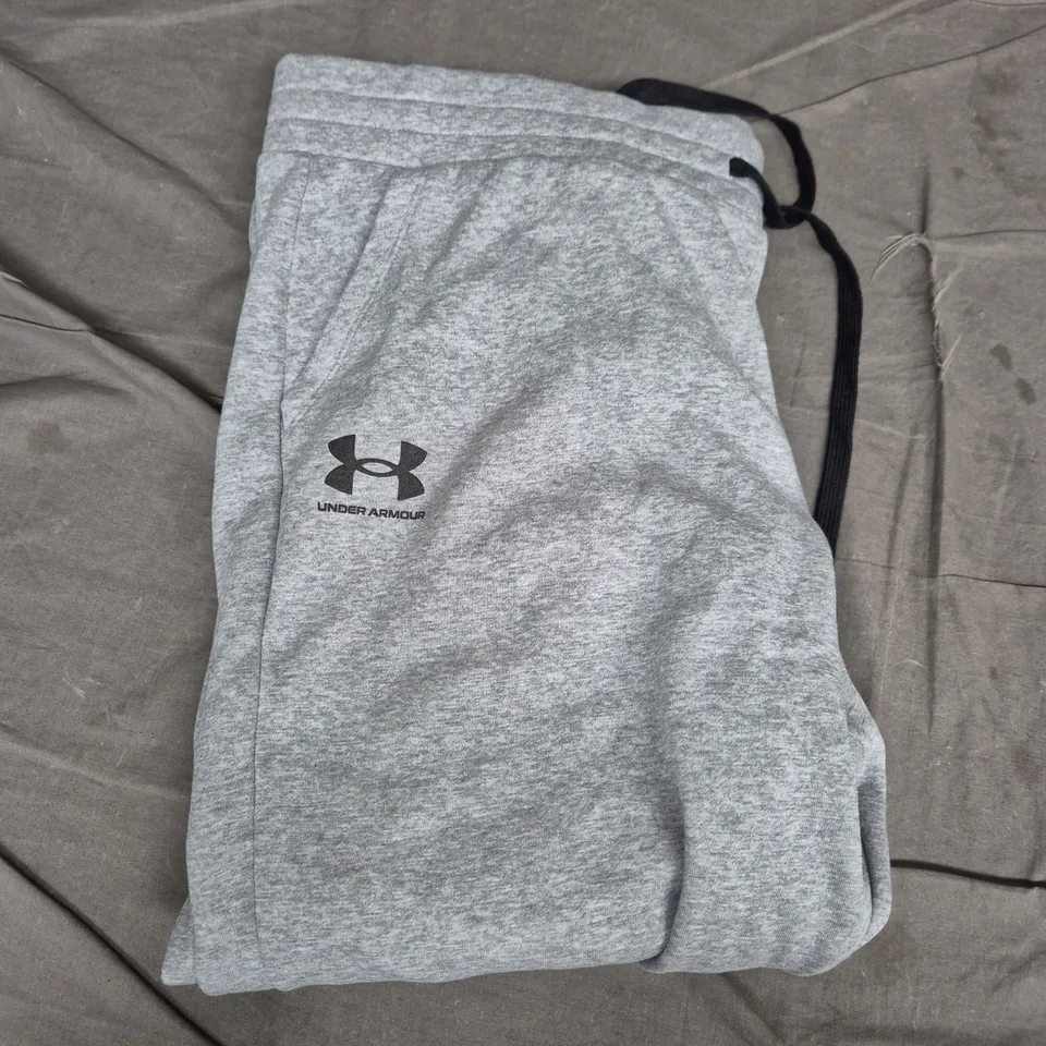 UNDER ARMOUR HOODIE – HEATHER GREY, UK 2XL (US 2X)
