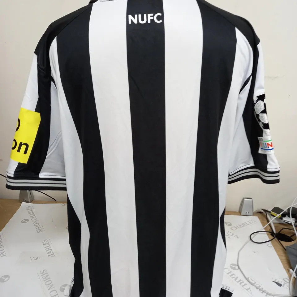 CASTORE NEWCASTLE 2023/24 HOME SHIRT - UK LARGE