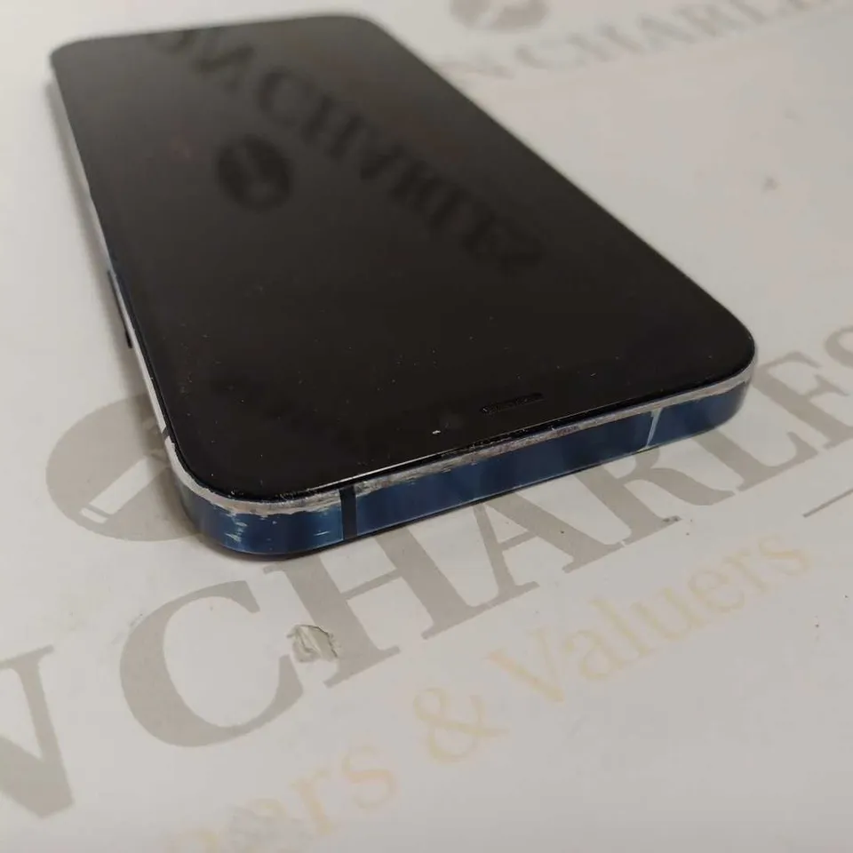 APPLE IPHONE - BLUE MODEL UNKNOWN