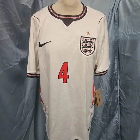 ENGLAND MENS FOOTBALL SHIRT IN WHITE - M