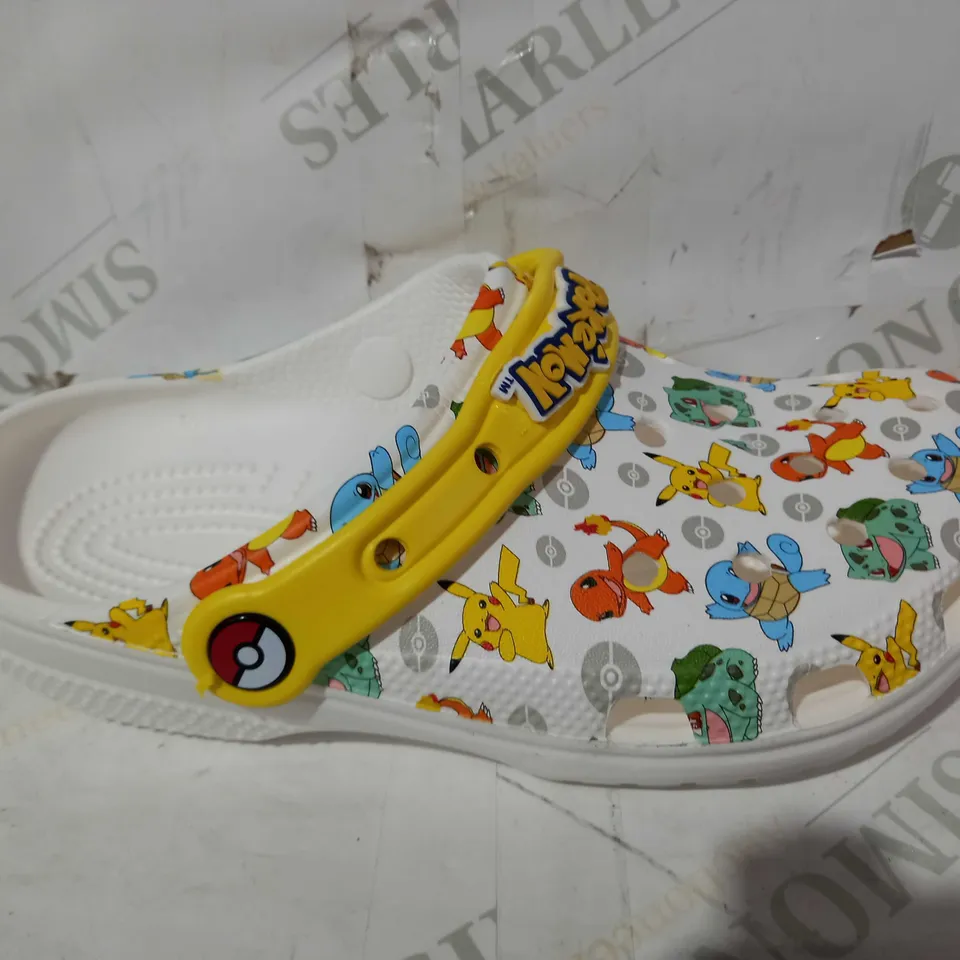 BOXED PAIR OF CROCS CLASSIC POKÉMON 2 CLOGS IN MULTICOLOUR UK SIZE M3/W4