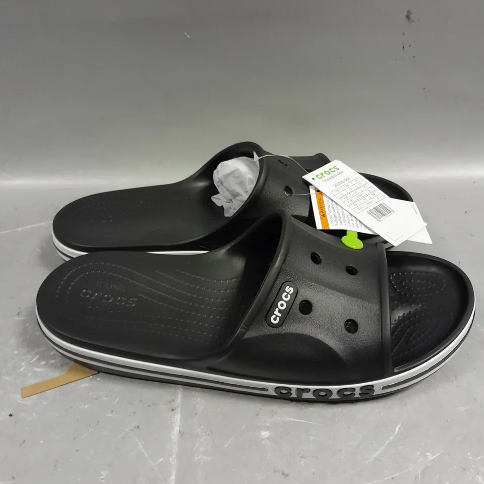 PAIR OF CROCS BAYABAND SLIDERS - 11
