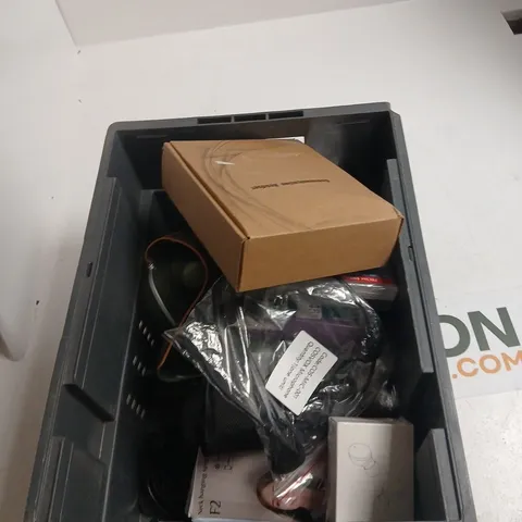 TOTE OF APPROXIMATELY 10 ASSORTED ITEMS TO INCLUDE: CHROMECAST