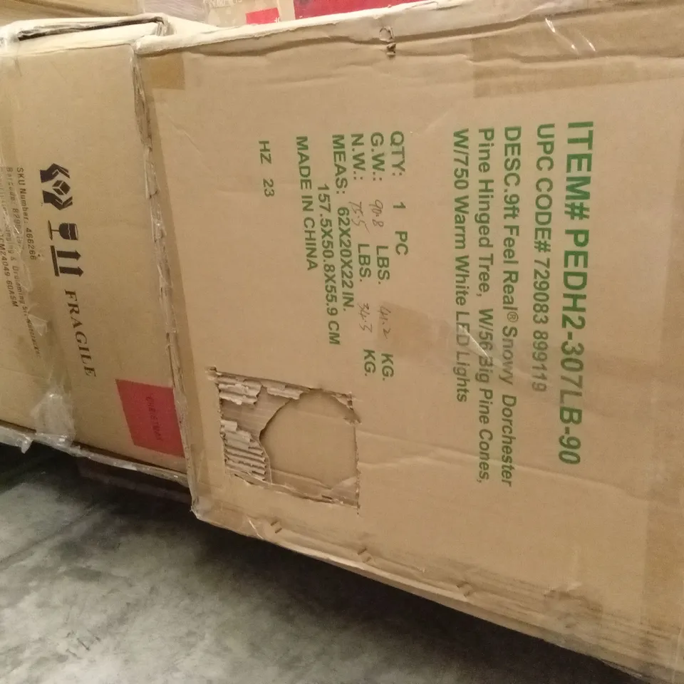 PALLET TO CONTAIN 2 x LARGE CHRISTMAS TREES AND 1 x DRUMMING NUTCRACKER