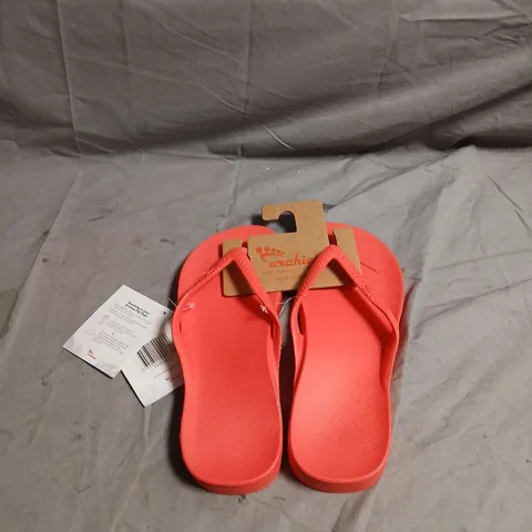 ARCHIES ARCH SUPPORT FLIP FLPOS - UK SIZE 8-8.5