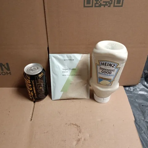 APPROXIMATELY 12 ASSORTED FOOD AND DRINKS ITEMS TO INCLUDE - MYVEGAN WHITE CHOCOLATE RASPBERRY PROTEIN POWDER, HEINZ LIGHT MAYO, ZERO CAFFEINE COCA-COLA ETC 