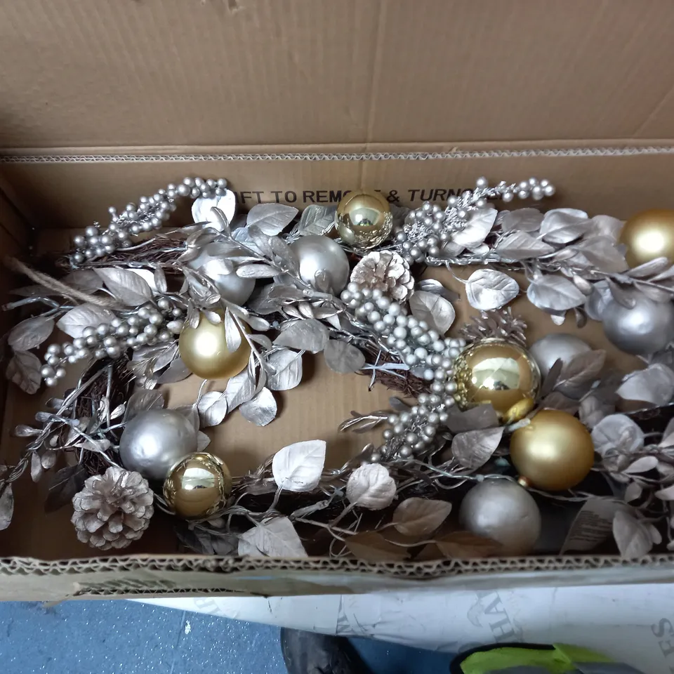 6FT CHAMPAGNE GOLD PRE LIT GARLAND RRP £39.99