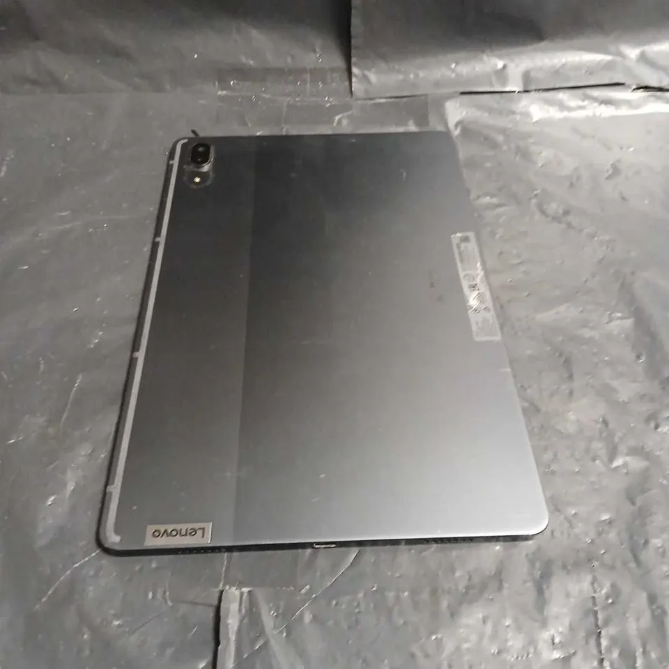 LENOVO TB-J706L TABLET – METALLIC GREY