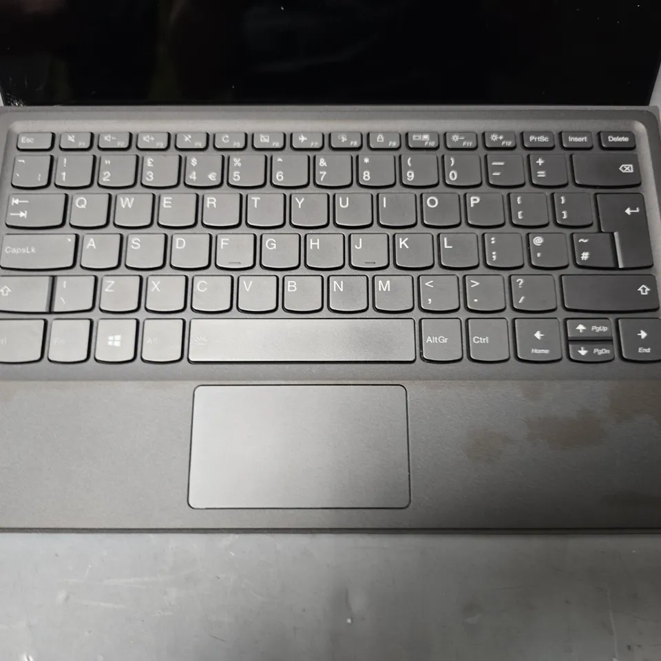 LENOVO MIIX 520 